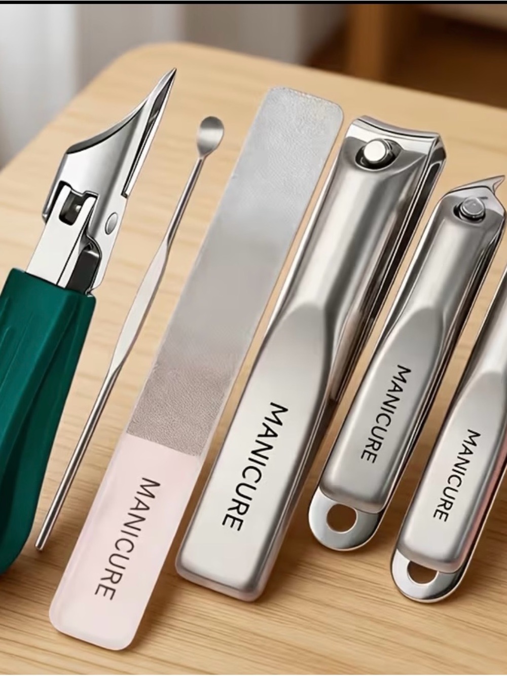 Stainless Steel Manicure Set with Green Handle - Professional Nail Care